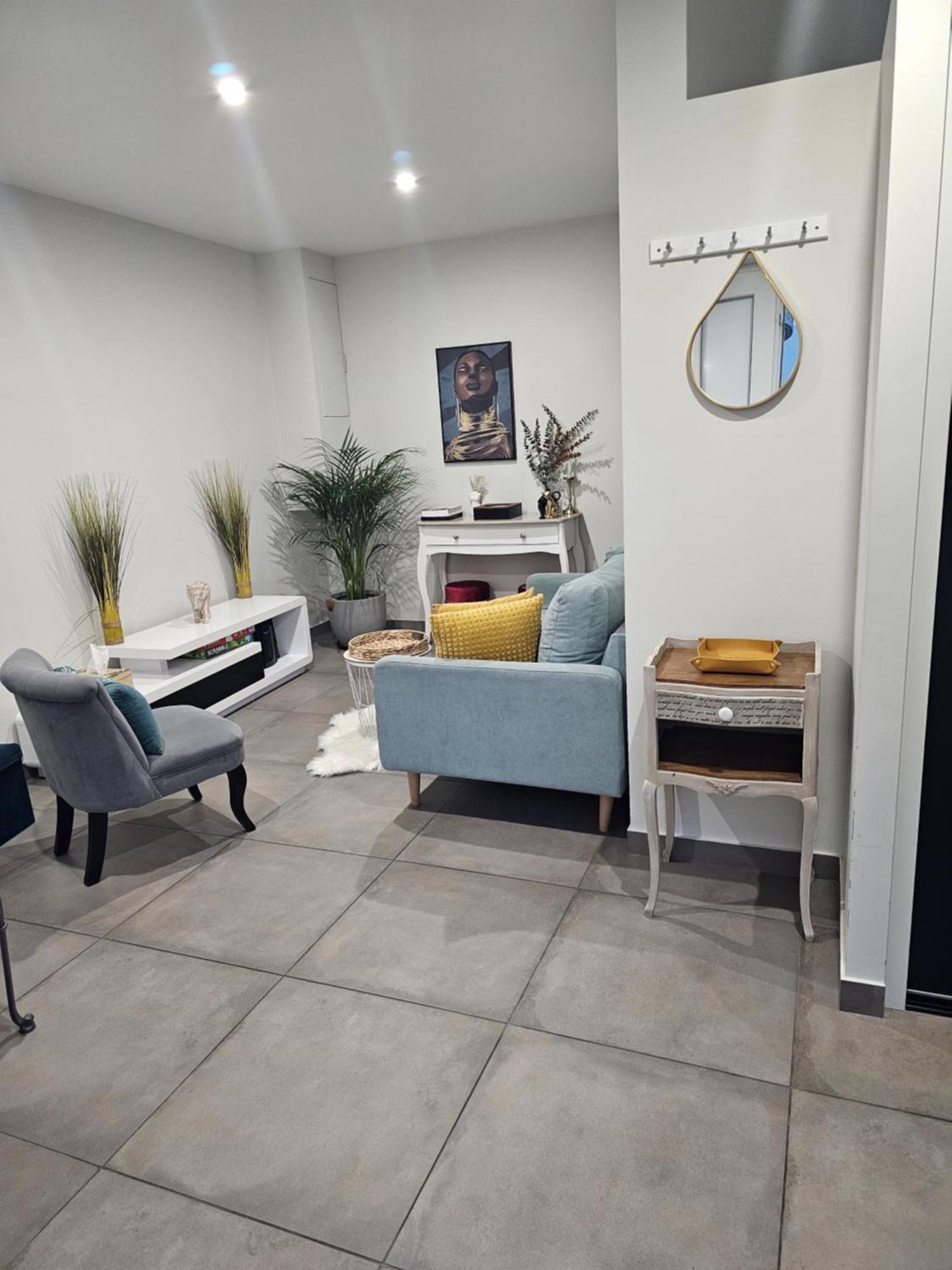Studio Meuble - Comme A La Maison Belfort Exteriér fotografie